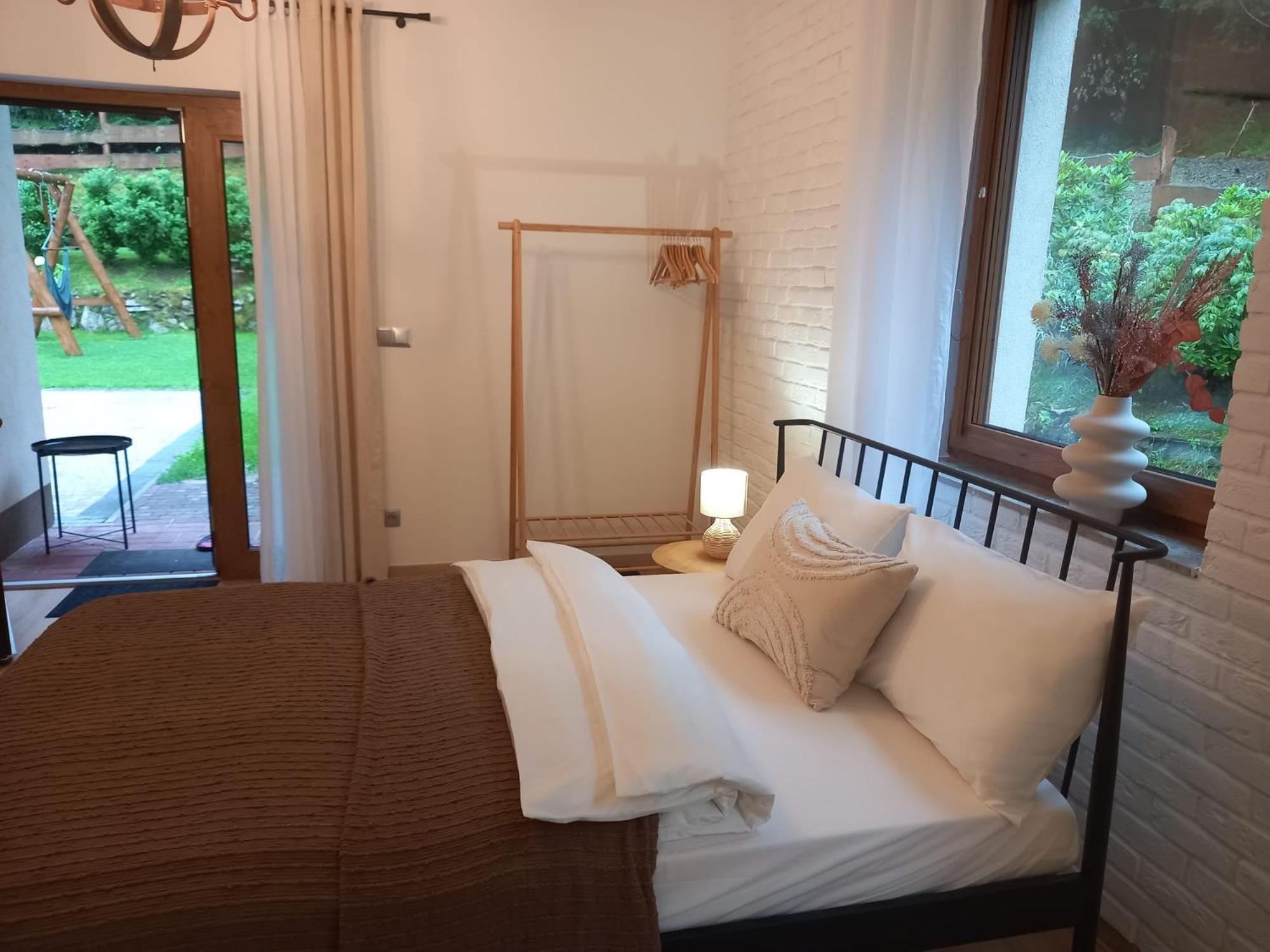 Willa Sowia Dolina - Apartamenty Z Aneksami I Wyjsciem Na Ogrod Karpacz Exteriér fotografie
